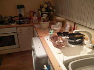 More items in a messy state that were used for mixing