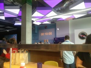 The countdown timer showing 10 minutes remaining of the competition, in a red coloured font